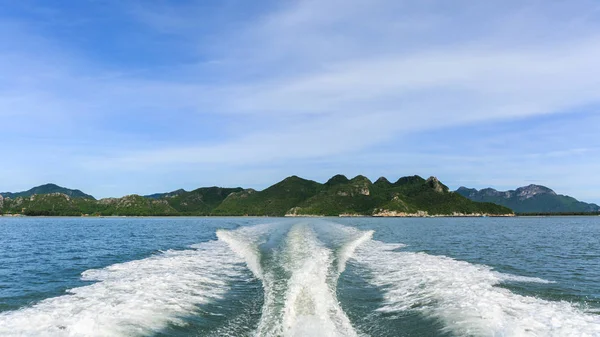 Wave Trace Tail Speed Boat Water Surface Sea — Stock Photo, Image
