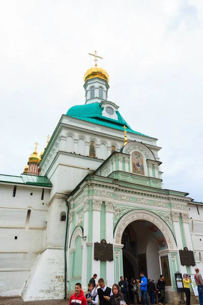 Moscú Rusia Mayo 2018 Los Turistas Visitan Santísima Trinidad San — Foto de Stock