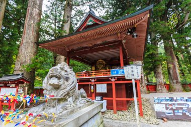 Nikko, Japonya - 15 Ekim 2018: Heykel, birinci, yedi Shichi Fukujin mi servet Nikko Futarasan tapınak Nikko, Japonya, içinde adı 最明寺 olarak Japonya'nın yedi Tanrı.
