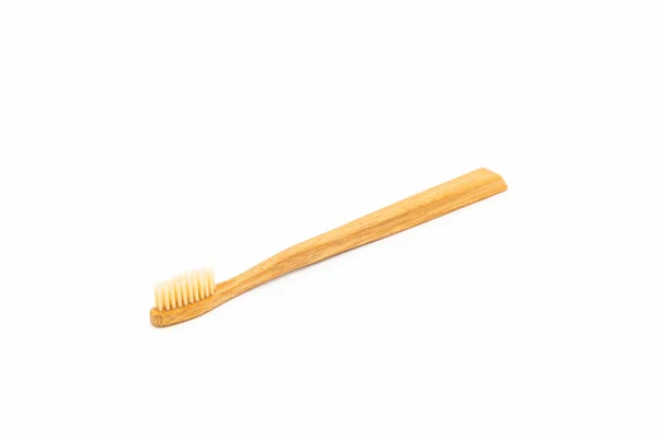 Nahaufnahme Bambus Zahnbürste Auf Weißem Hintergrund — Stockfoto