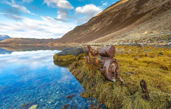 Herfst Landschap Kust Van Noorse Zee Tromso Rechtenvrije Stockafbeeldingen