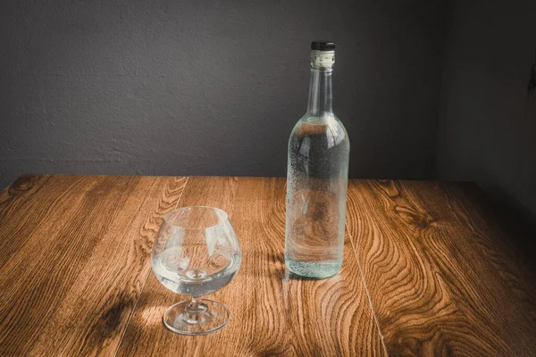 Botella Vidrio Con Licor Claro Como Mezcal Tequila Cristal Vodka — Foto de Stock