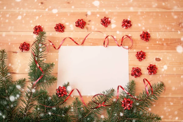 Prázdná Karta Okraje Textu Vánoční Jedle Větví Dárkové Mašle Pásu — Stock fotografie