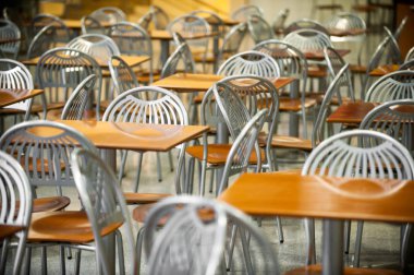 Masa ve sandalye gıda iç arka plan mahkeme 