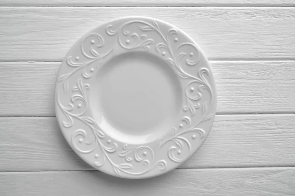 Porcelain Plate Floral Pattern Close White Painted Wood Background View — Stock Photo, Image