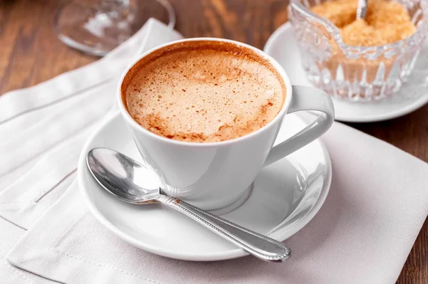 Cup Coffee Close Spoon Saucer Brown Sugar Bowl Linen Napkin — Stock Photo, Image