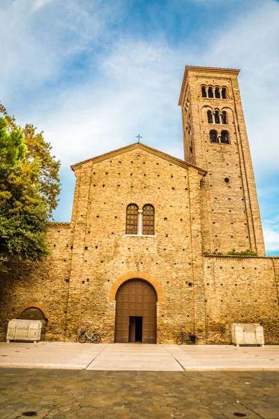 San Francesco-bazilika-Ravenna, Olaszország — Stock Fotó