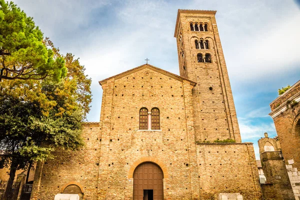 San Francesco-bazilika-Ravenna, Olaszország — Stock Fotó