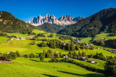 Val Di Funes Ve Dolomites - Val Di Funes, İtalya