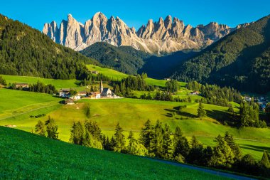 Santa Maddalena Ve Dolomites- Val Di Funes, İtalya