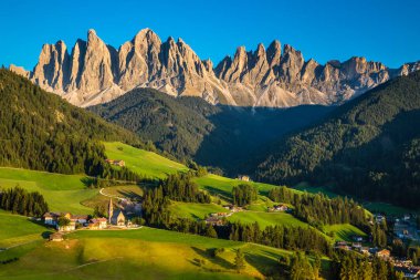 Santa Maddalena Ve Dolomites- Val Di Funes, İtalya