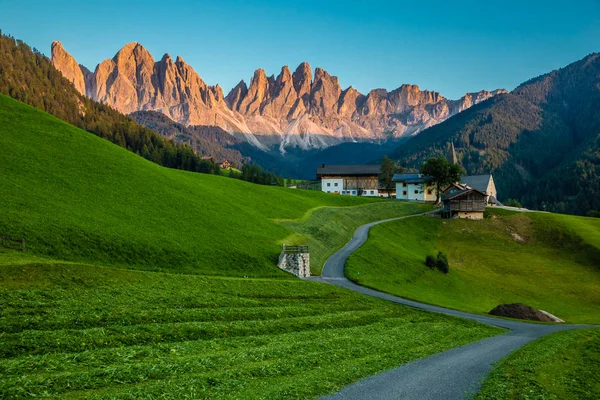 Val Di Funes Ve Dolomites - Val Di Funes, İtalya — Stok fotoğraf