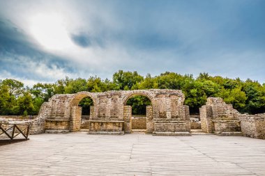 Butrint Ulusal Parkı 'ndaki Tiyatro - Vlora, Arnavutluk
