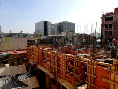 UN DA EN LA CONSTRUCCIN 