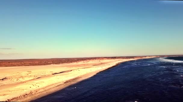 Aerial view of sand dunes and beach, Gnaraloo, Western Australia — Stock Video