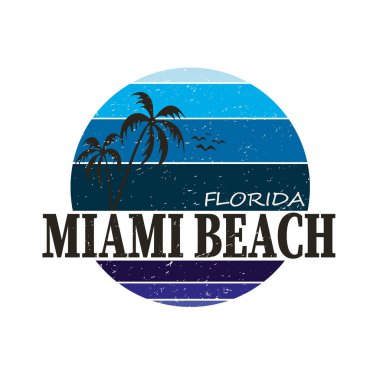 Miami Beach, Florida State - tasarım giysiler, palmiye ağaçları ve dalgalar ile t-shirt için tipografi. Baskı ürünü, giyim için grafik. Vektör çizimi.