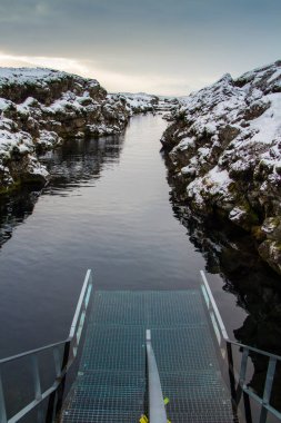 Silfra fissür yer nereye Avrasya ve Kuzey Amerika tectonical plaka bağlı. Thingvellir Milli Parkı veya Ingvellir Unesco miras. Yeri dalış ve scuba diving için.