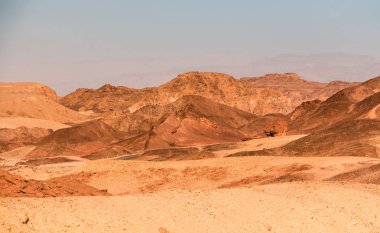 Timna Park, Eilat, İsrail yakınındaki güzel çöl. Hiking, yer doğa yürüyüşü
