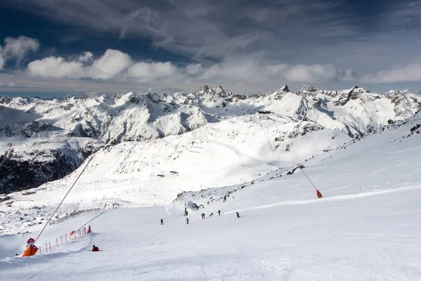 Stoki Narciarskie Piękny Zimowy Krajobraz Alpach Samnaun Ischgl Tyrol Austria — Zdjęcie stockowe
