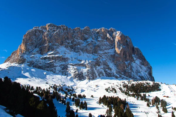 Winterliche Berglandschaft Aus Dolomiten Superskipisten Tolles Skikarussell Italien Stockbild