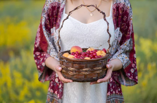 Beautiful Woman Holding Basket Peaches Cherries Summer Concept — Stock Photo, Image