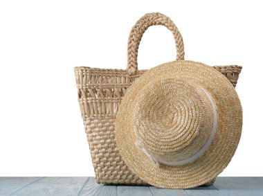 Hasır şapka ve çanta