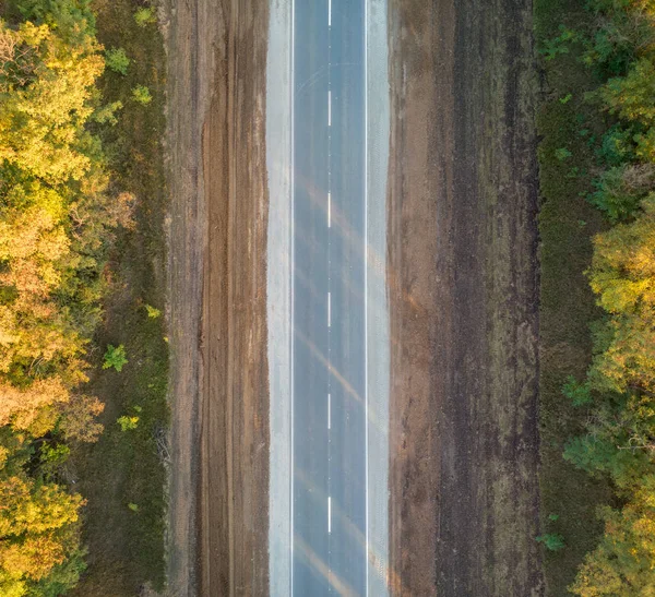 Autobahn Entlang Der Herbstbäume Schönheit Der Natur — Stockfoto