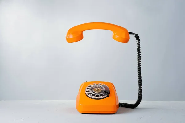 Vintage Telefon Orange Zbliżenie — Zdjęcie stockowe