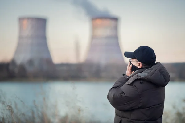 Man Breathing Polluted Air Thermal Power Plant Background — Stock Photo, Image