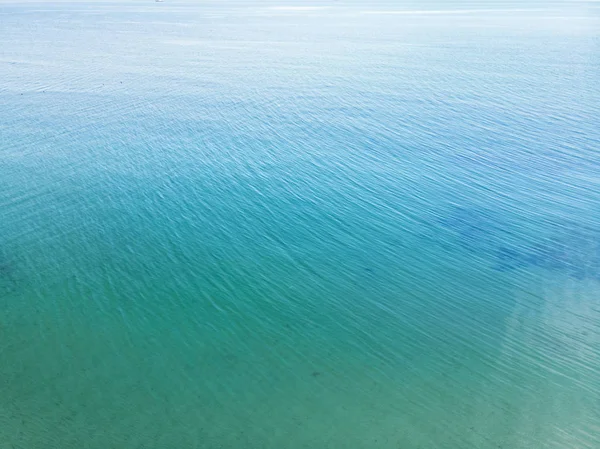 美しい青い海水 上からの眺め — ストック写真