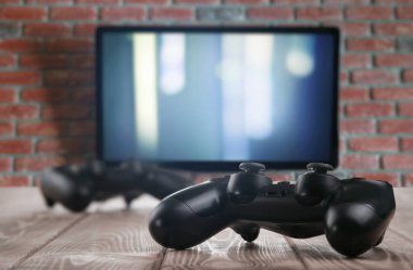 Masa ve Tv üzerinde Gamepads