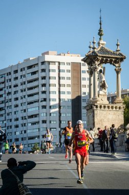 16 Kasım 2014'te Valencia Maratonu'na katılan koşucular. İspanya