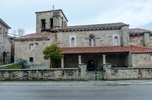 Santa Maria La Real de Cillamayor. Palencia — Stockfoto