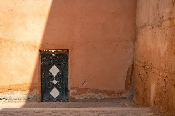 Typiska arabiska dödsfall från en medina i Marocko — Stockfoto
