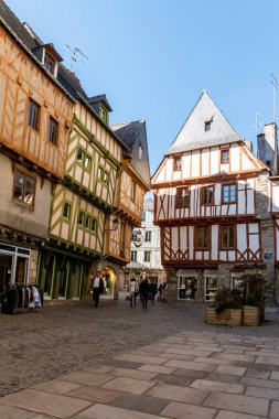 Şehir yaşamının manzaraları. Vannes, Fransa. Ekim 2018.