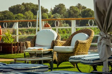 Nil nehrinde bir gemi gezisi. Mısır.