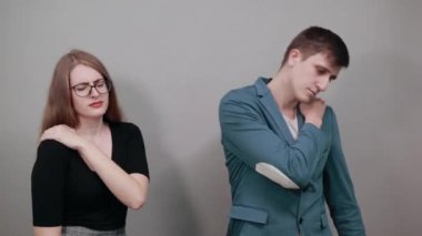 Omzum ağrıyor, kolum ağrıyor, ağrım var, sağlık problemim var.