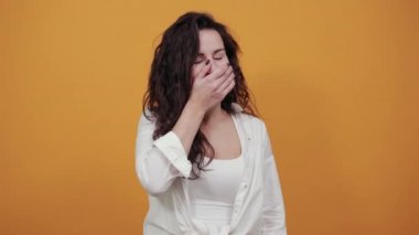 İşaret parmağı önde olan bir el işaretçisi. Yönü göstermek için işaret parmağı.