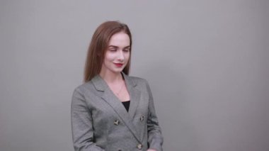 Ellerin yönünü gösterir, ürününüzü gösterir, gösterir