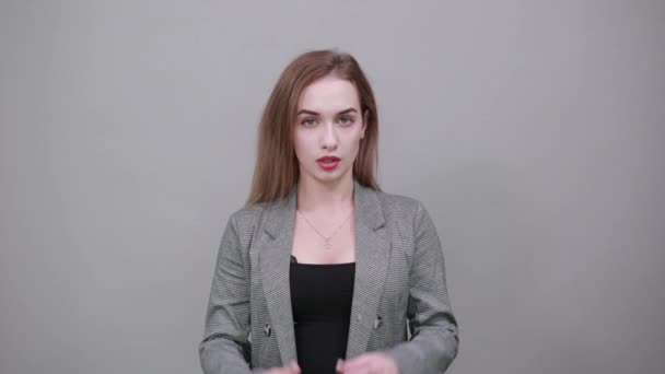 Gesicht Handfläche, enttäuschte Ohrfeige aufgrund eines Fehlers, Versehen oder epischen Versagens — Stockvideo