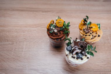 Çok güzel ve iştah açıcı. İmzalar için yeri olan bir masa. Pasta.