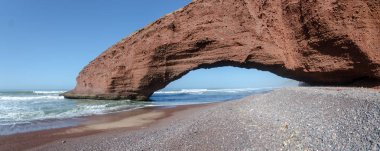 Legzira Beach batı Fas okyanus kıyısında, orada güzel kemerler vardır