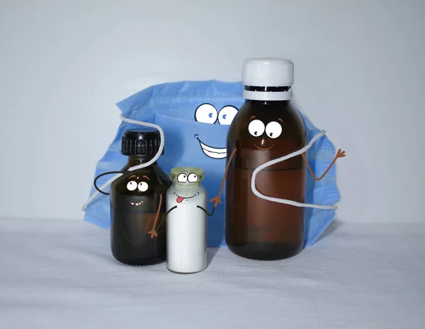 Dostça ilaçlar birlikte hastalıkla başa çıkmanıza yardım edecek ve maske sizi virüslerden ve bakterilerden koruyacak.