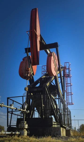 Oliewinning Pompoen Woestijn Van Mendoza Argentinië — Stockfoto