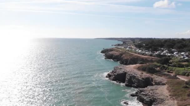 Beautiful aerial drone view of atlantic ocean coastal line in France, Sainte Marie de la mer, France, 26.9.19 — Stock Video