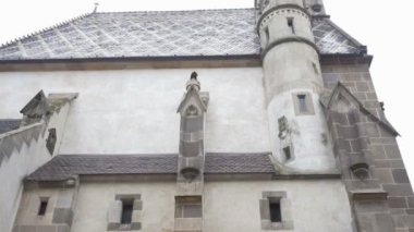 Koice, Slovakya - 17 Temmuz 2018 - Koice, Doğu Avrupa 'nın en güzel, eski, geleneksel ve mimari kentlerinden biri olan Slovakya' nın en çekici, en ünlü ve en turistik şehridir..