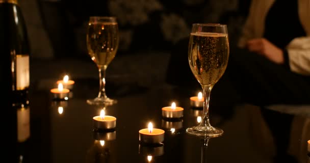 Glasses Champagne Sparkling Nobody Background Black Glossy Celebration Table Also — Stock Video