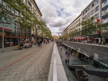 Hannover aktarma istasyonunun uzaktan görüntüsü. Hannover, Almanya, 31.8.2020