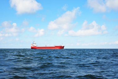 Açık denizde bir tanker kargo gemisi. Kuzey denizi, Avrupa