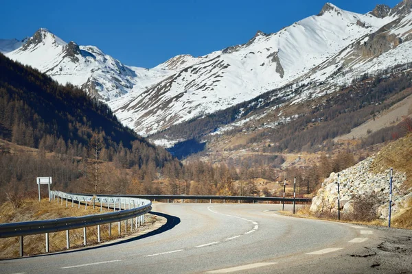 Camino Asfalto Las Montañas Los Alpes Franceses Parc Ecrins — Foto de Stock